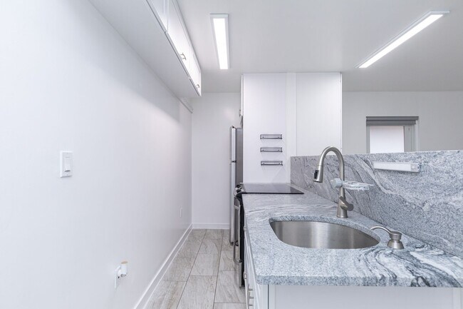 Foto del edificio - 5918 Pierce St