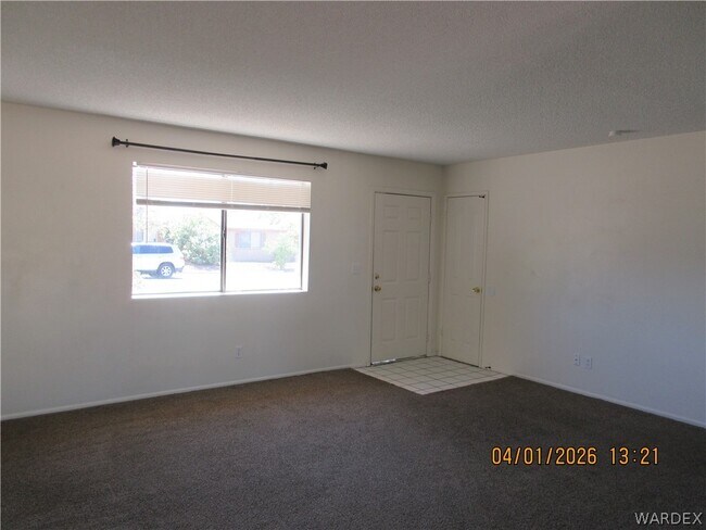 Foto del edificio - 2821 Karen Ave