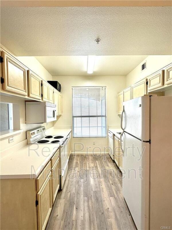 Building Photo - 375 Central Ave