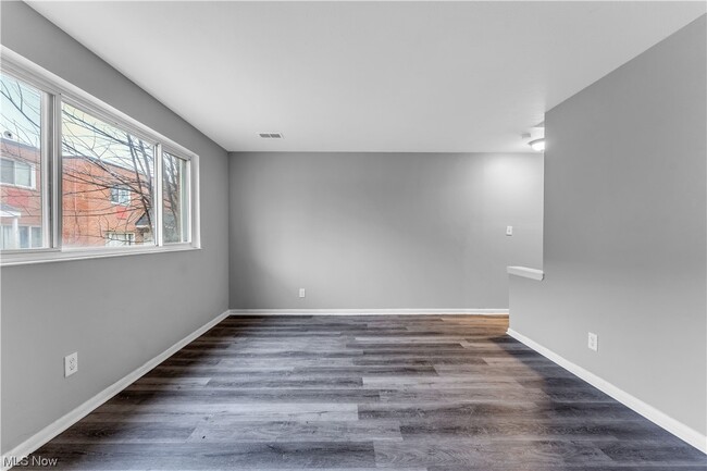Building Photo - 4812 Lee Rd