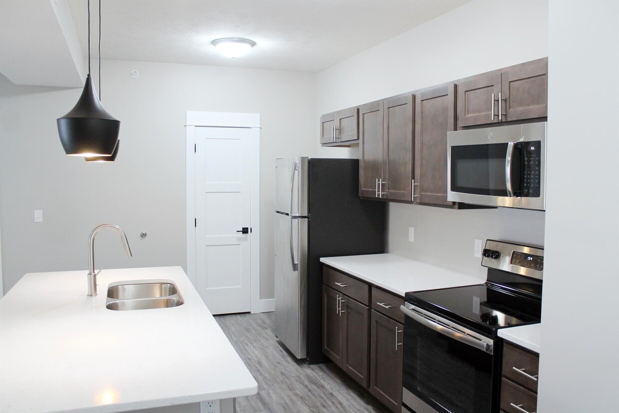 1007 Sunrise Dr Unit 19, Norfolk, NE 68701 Apartment for Rent in