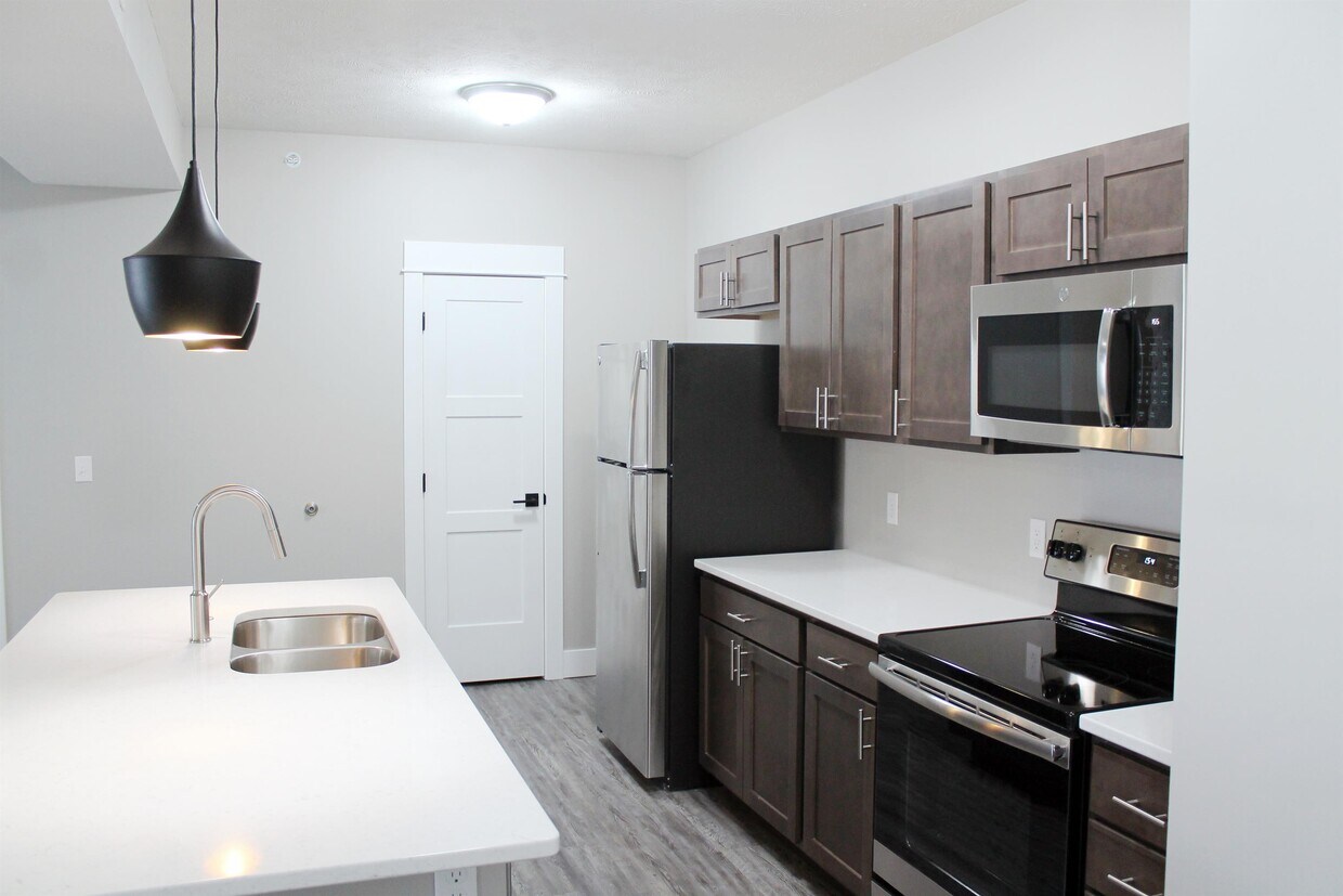 Foto principal - 721 Legacy Dr