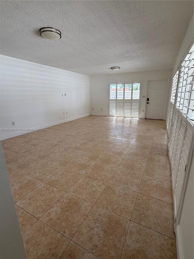 Foto del edificio - 14378 SW 96th Terrace