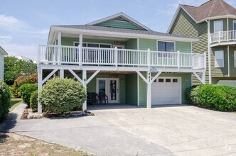 Building Photo - 741 Fort Fisher Blvd N