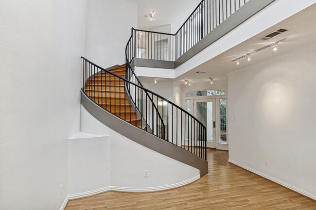 Building Photo - 4309 Tomberra Way