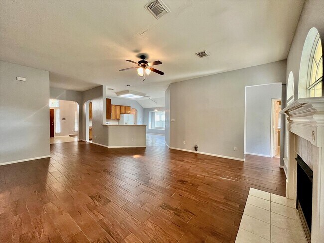 Foto del edificio - 1146 Jasons Bend Dr