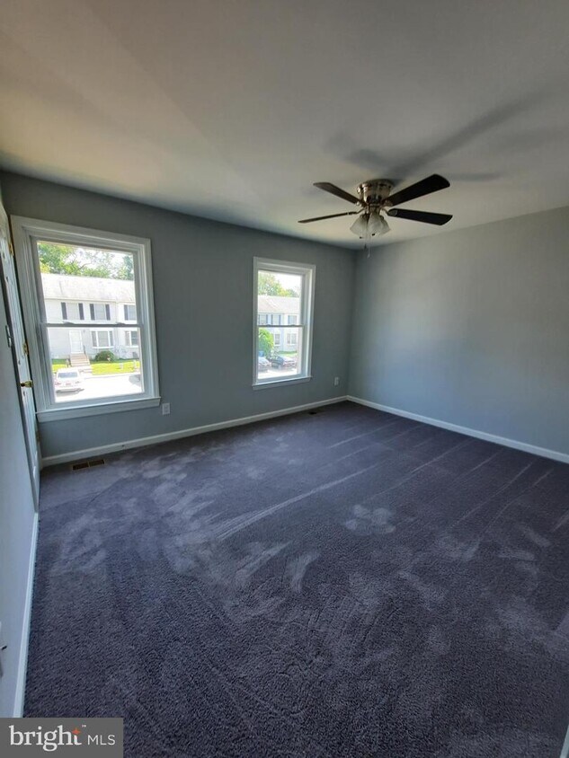 Primary Photo - 121 Whitburn Pl