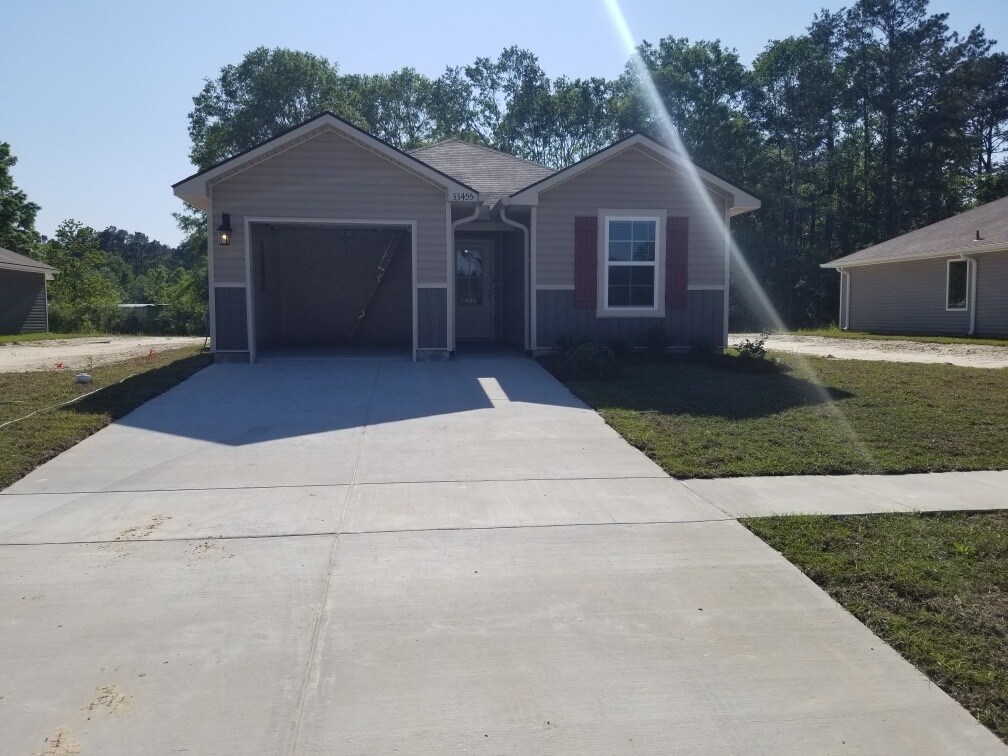 33455 Hyacinth St, Walker, LA 70785 House Rental in Walker, LA