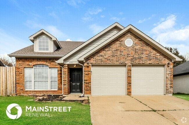 Building Photo - 2321 Cromwell Dr