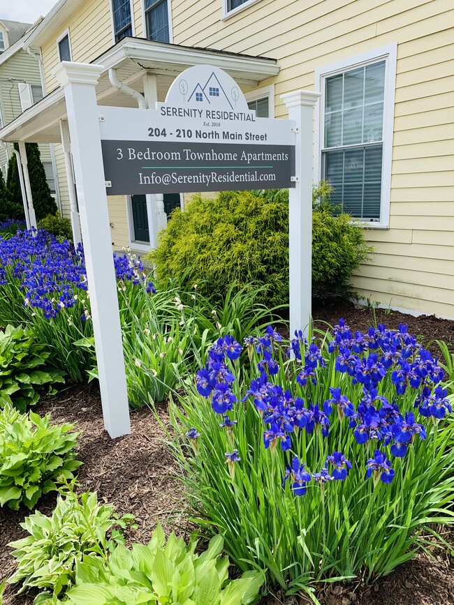 Serenity Residential - 208 N Main St