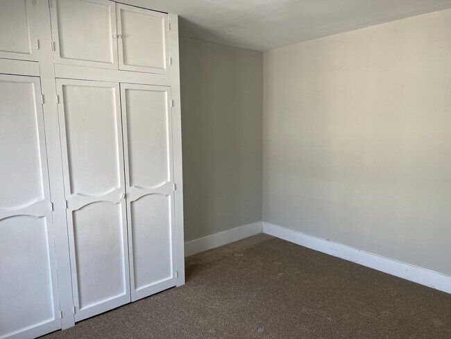 Foto del edificio - Updated 3 Bedroom house in Eastlake