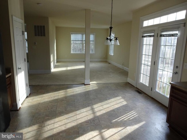 Building Photo - 13206 Beaver Terrace