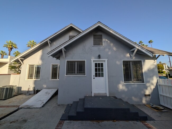 Trasero - 6341 Palm Ave