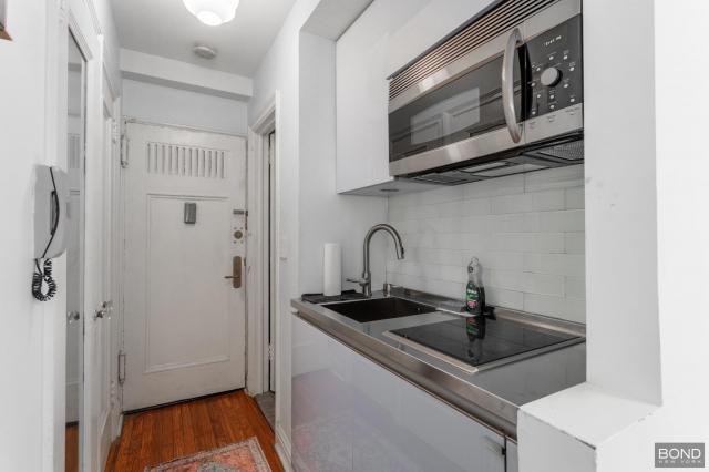 Building Photo - 0 bedroom in NEW YORK NY 10017