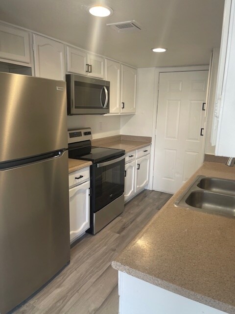 Foto principal - 318 Champlin Ave