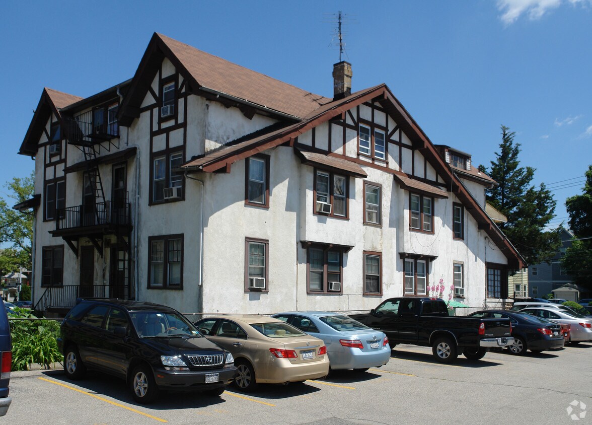 Foto del edificio - 55 Waller Ave