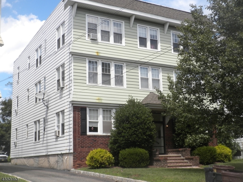 Building Photo - 135 Fairview Ave