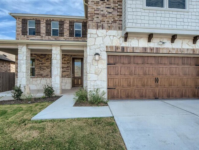 Building Photo - 1832 Bogata Ln