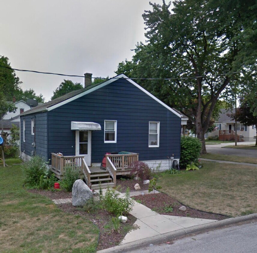 Exterior de la casa - 812 N Linn St