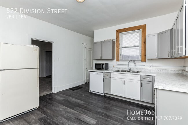 Building Photo - Cozy 2 bed 1 bath Single-Family Home in Mo...