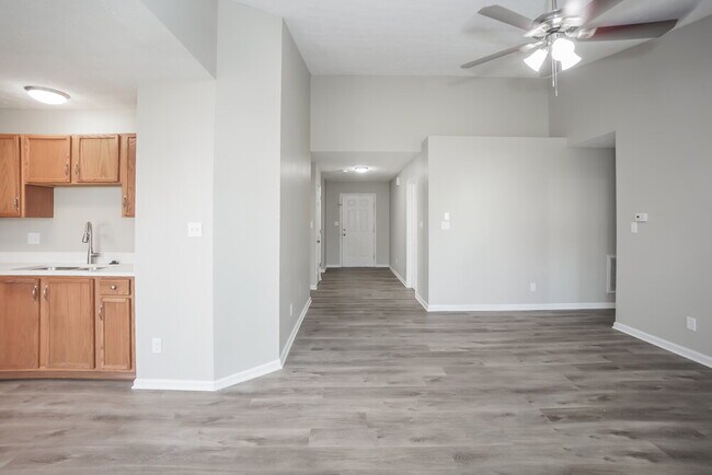 Foto del edificio - 1312 River Ridge Dr