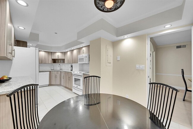 Building Photo - 111 N Pompano Beach Blvd