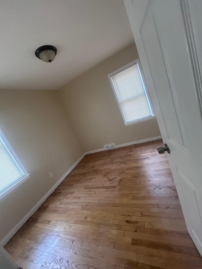 Foto del edificio - 11733 Minden Ave