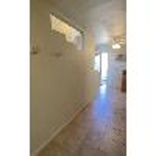 Foto del edificio - 2318-22 EMPRESS STREET