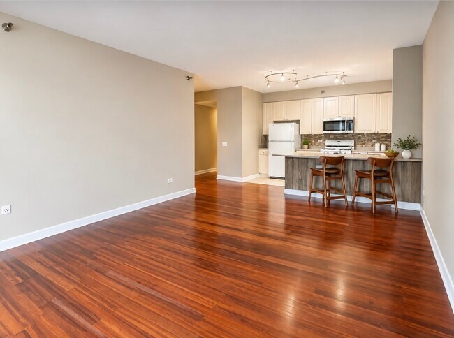 Foto del edificio - 330 N Jefferson St