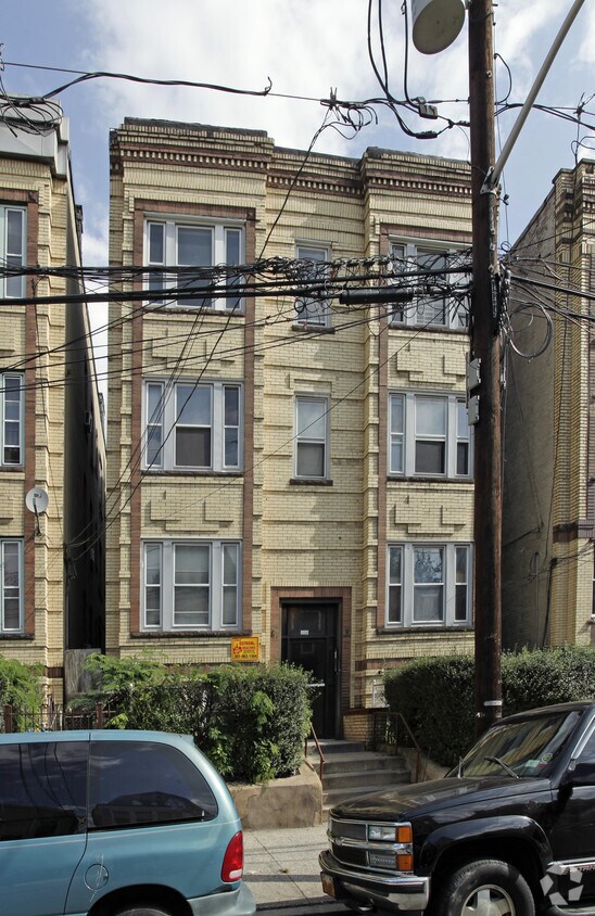 206 Bidwell Ave, Jersey City, NJ 07305 Apartments in Jersey City, NJ