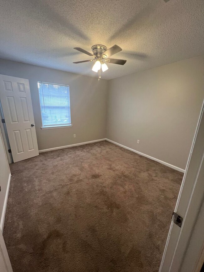 Foto del edificio - SUMMER MOVE-IN SPECIAL: $500 OFF 1ST MONTH...