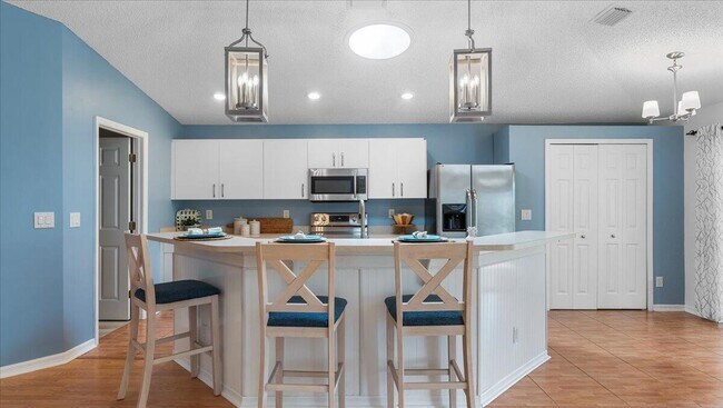 Building Photo - 963 Brumpton Pl