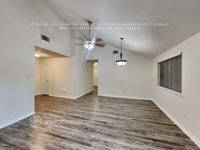 Foto del edificio - 9207 Prairie Trails Dr