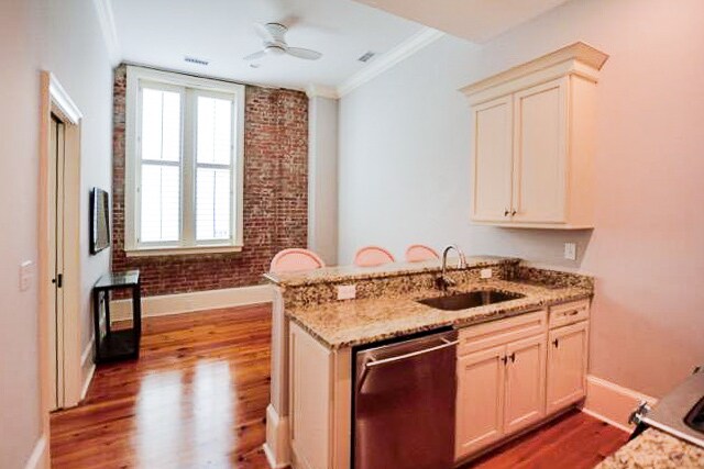 Building Photo - First Floor French Quarter Condo