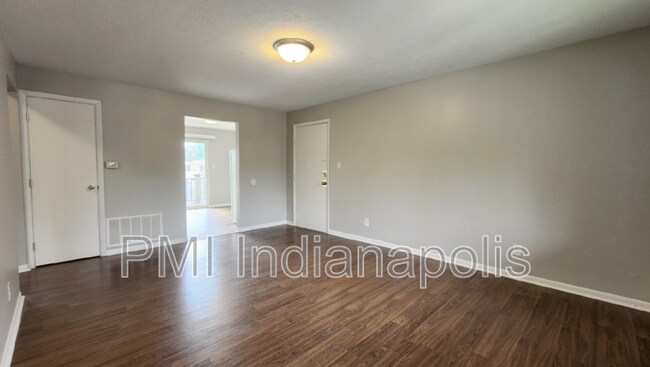 Building Photo - 6234 Eastridge Dr