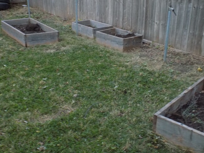 Foto del edificio - 5800 Gillan Rd