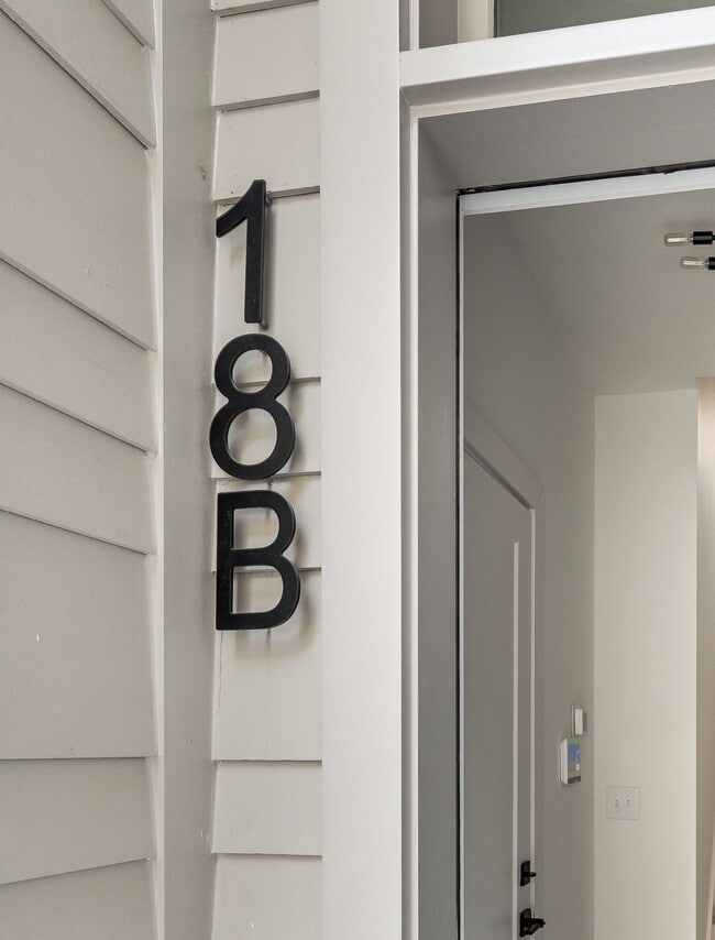 Photo - 18 Willis St Townhome