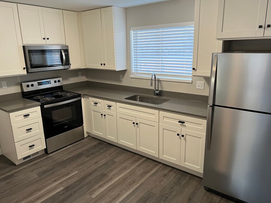 Renovated Kitchen - 96 Arkansas Street