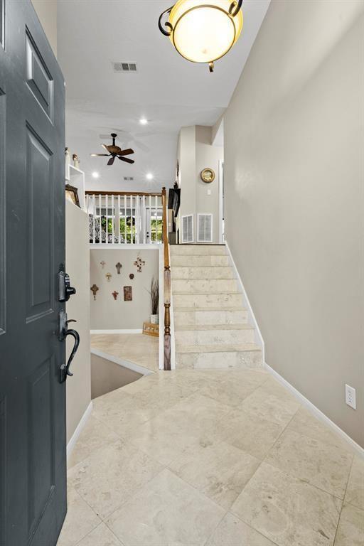 Foto del edificio - 109 Avonlea Dr