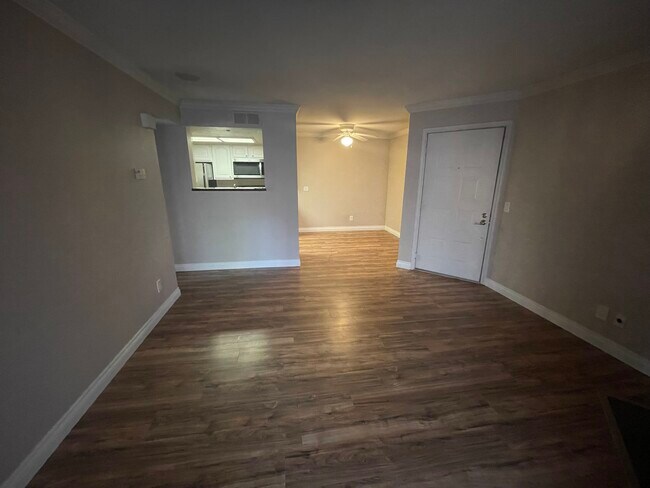 Foto del edificio - 12071 Alta Carmel Ct