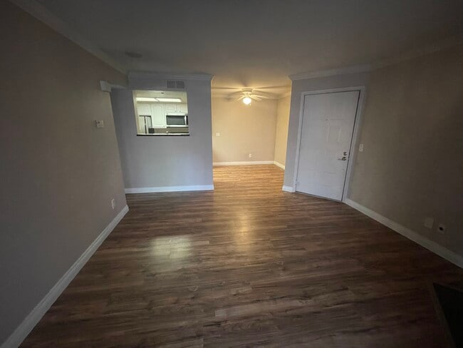 Building Photo - 12071 Alta Carmel Ct