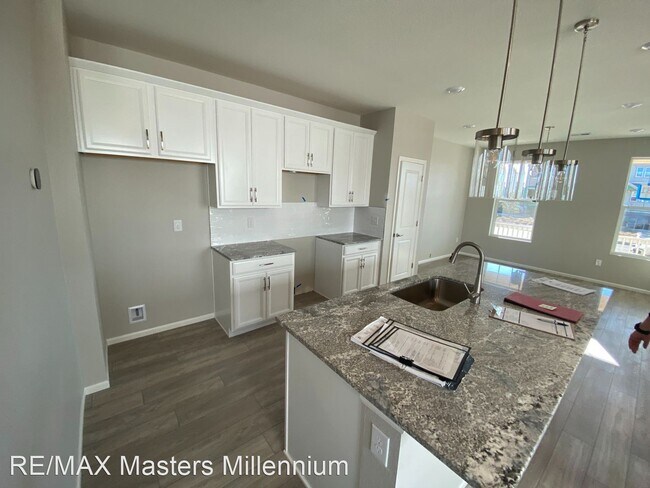 Foto del edificio - 3 br, 2.5 bath House - 21381 E 60th Ave