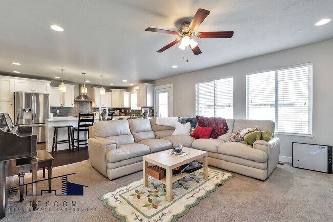 Building Photo - 1439 Dunbar Ln