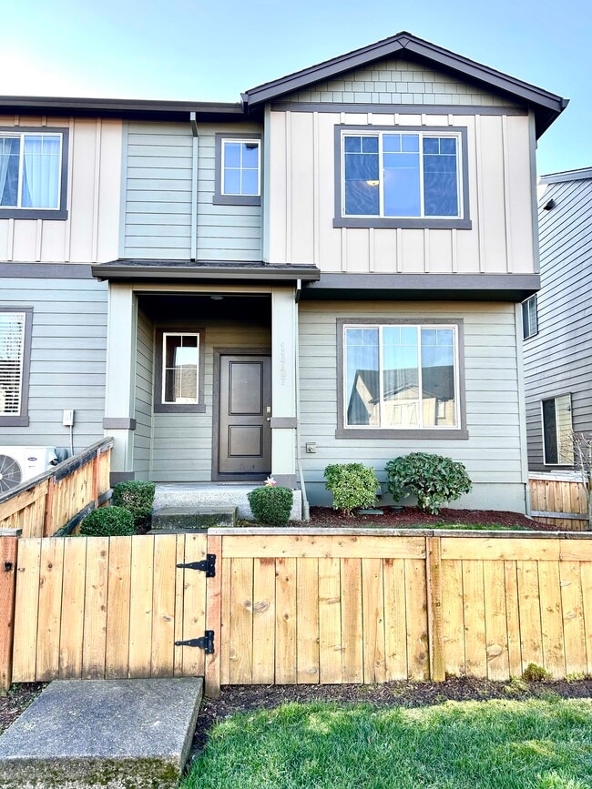 Photo - 11727 NE 22nd Way Townhome