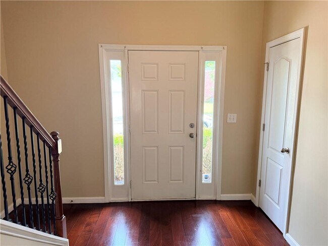 Foto del edificio - 2066 Peach Shoals Cir