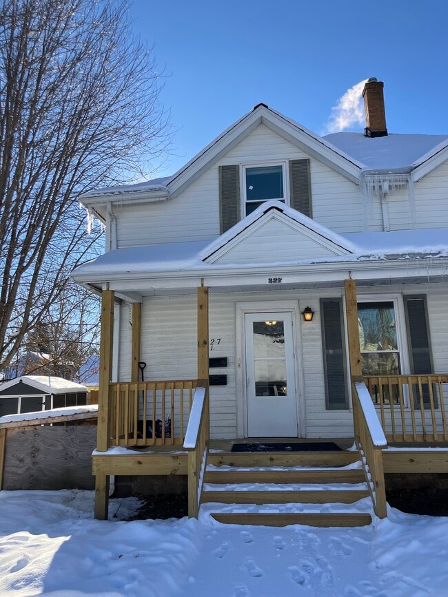 Building Photo - 327 5th Ave