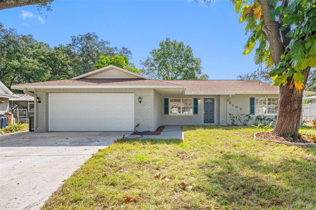 3 br, 2 bath House 5105 Presidential Street House Rental in Seffner