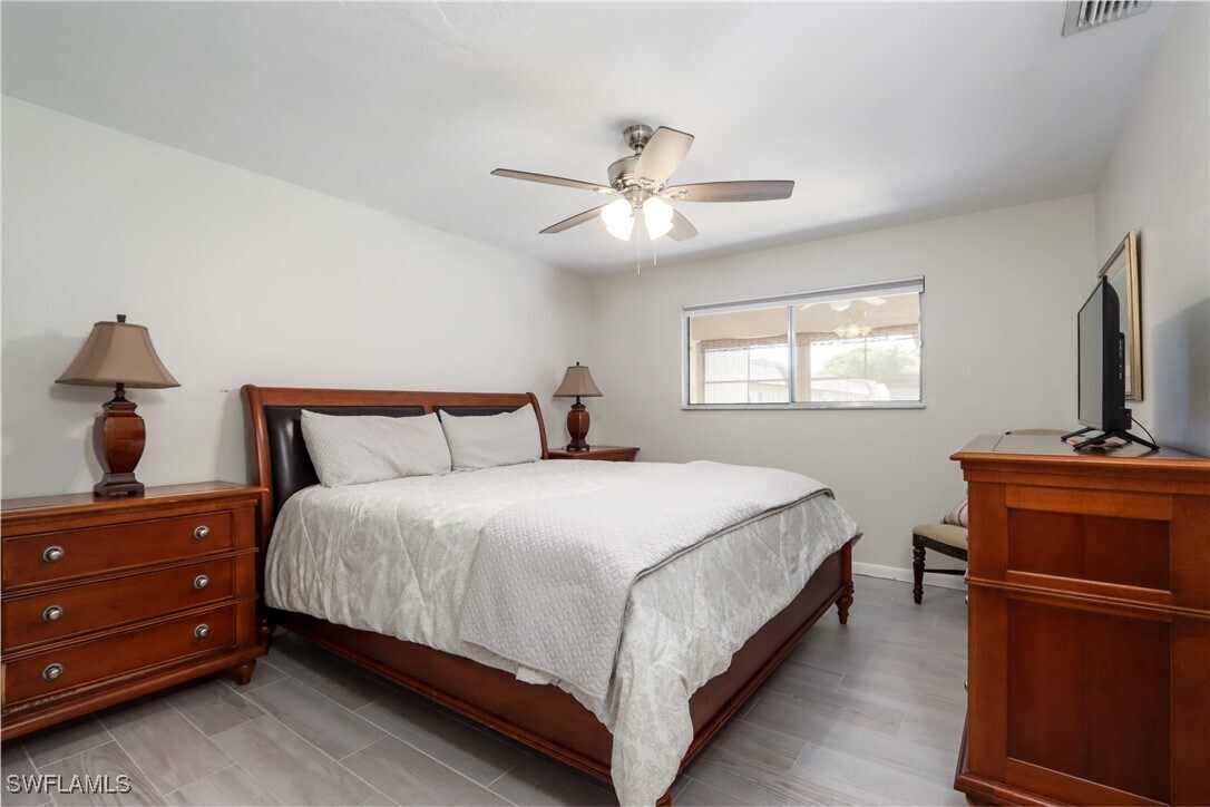 Foto principal - 6300 South Pointe Blvd