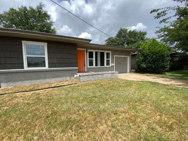 Building Photo - 3032 Marys Ln
