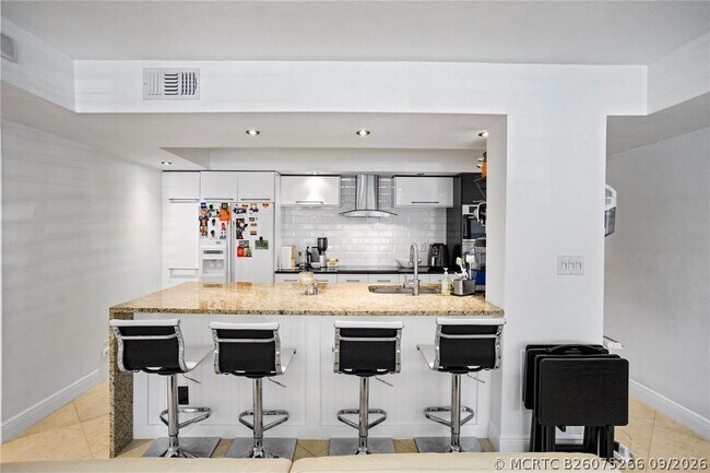 Foto del edificio - 2900 NE 30th St